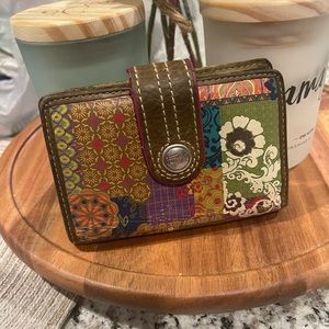Fossil wallet